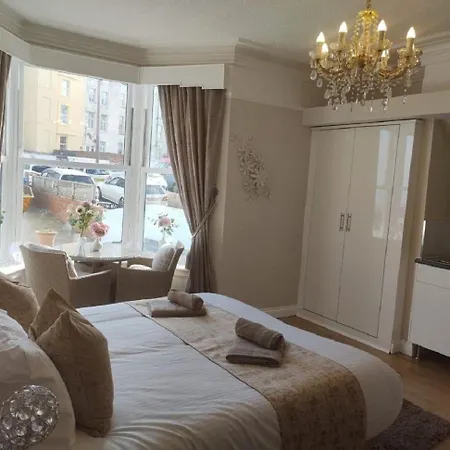 Πανσιόν The Thoresby