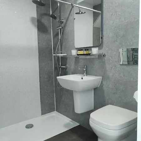 The Thoresby Guest house 3*